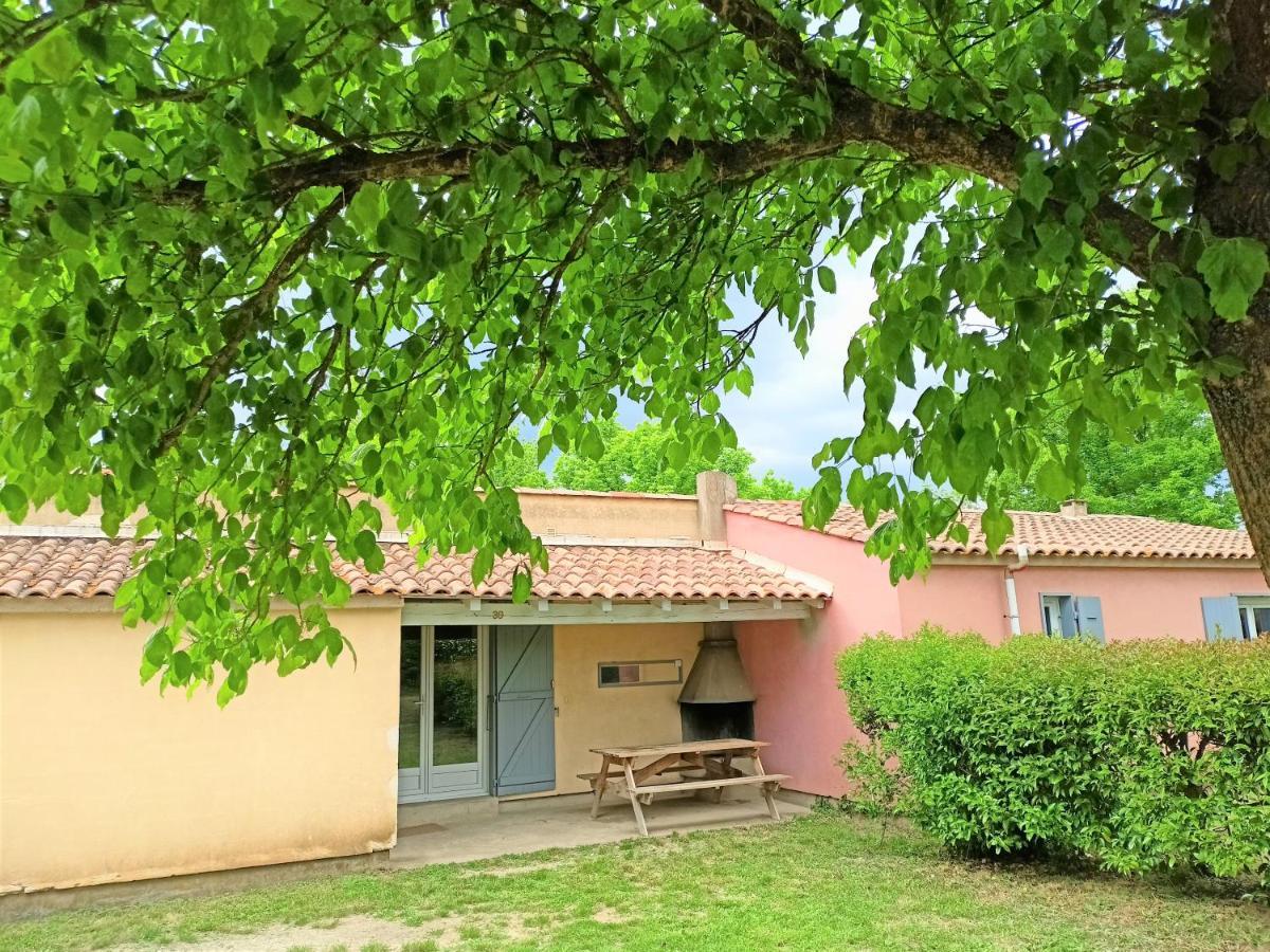 Domaine Le Moulin Neuf Hotell Saint-Quentin-la-Poterie Eksteriør bilde